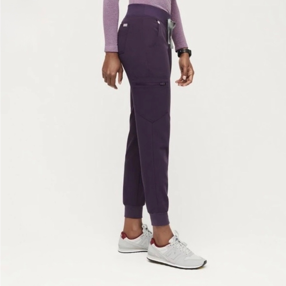 Limited edition Figs jogger scrub bottoms